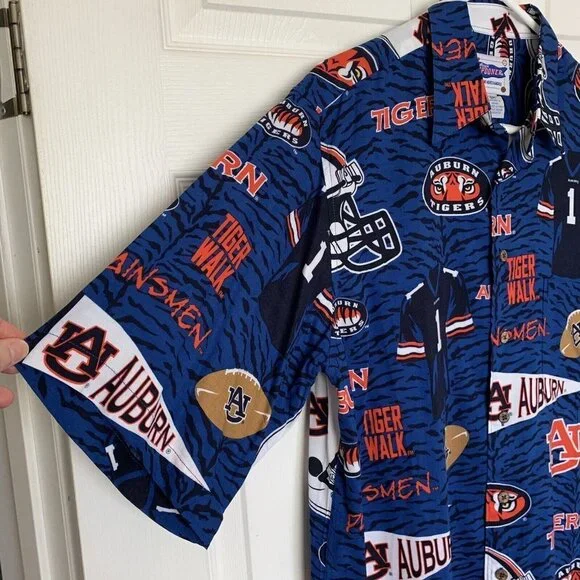 Reyn Spooner Auburn Tigers Men’s Medium Blue Football Hawaiian Button Shirt